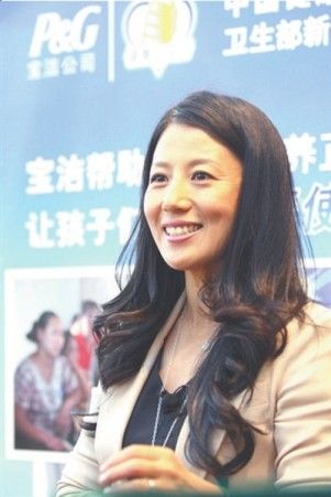 杨扬赴小学教